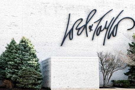 lord and taylor acquisition